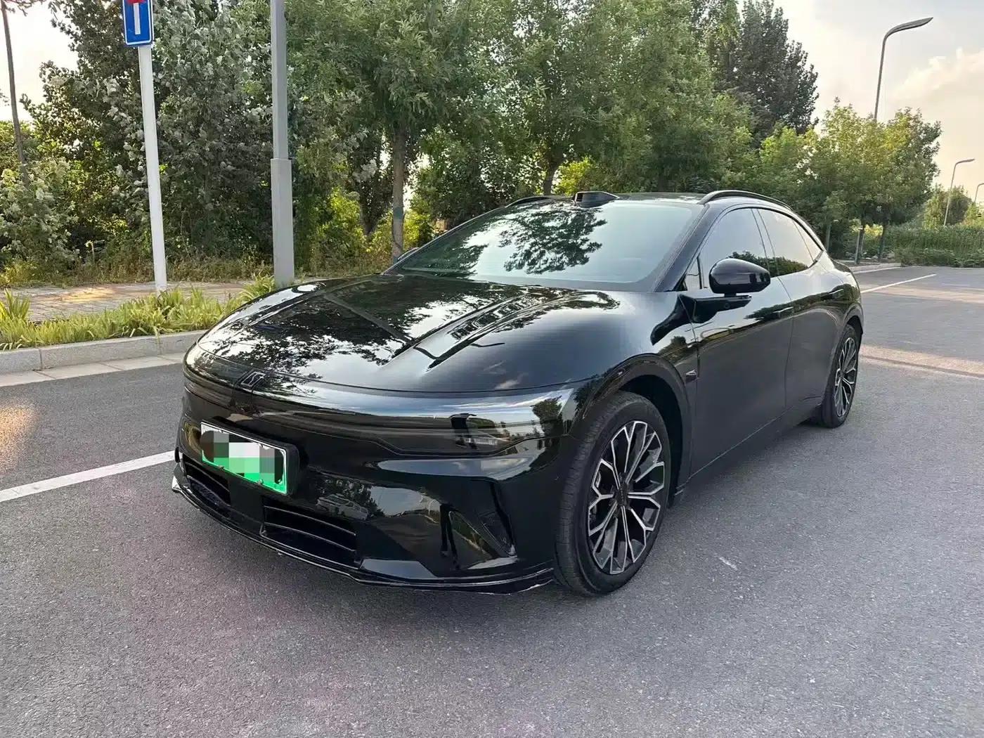 Jike 007GT 2025 Rear-Wheel Drive Intelligent Driving Edition 75kWh — миниатюра 1