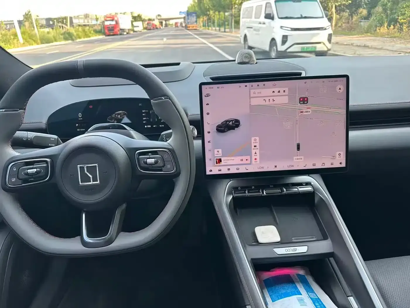 Jike 007GT 2025 Rear-Wheel Drive Intelligent Driving Edition 75kWh — миниатюра 5