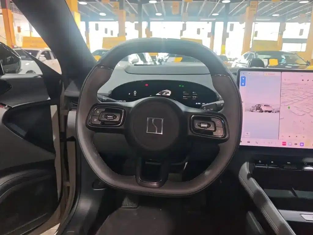 Jike 007GT 2025 Long Range Rear-Wheel Drive Intelligent Driving Edition 100kWh — миниатюра 11