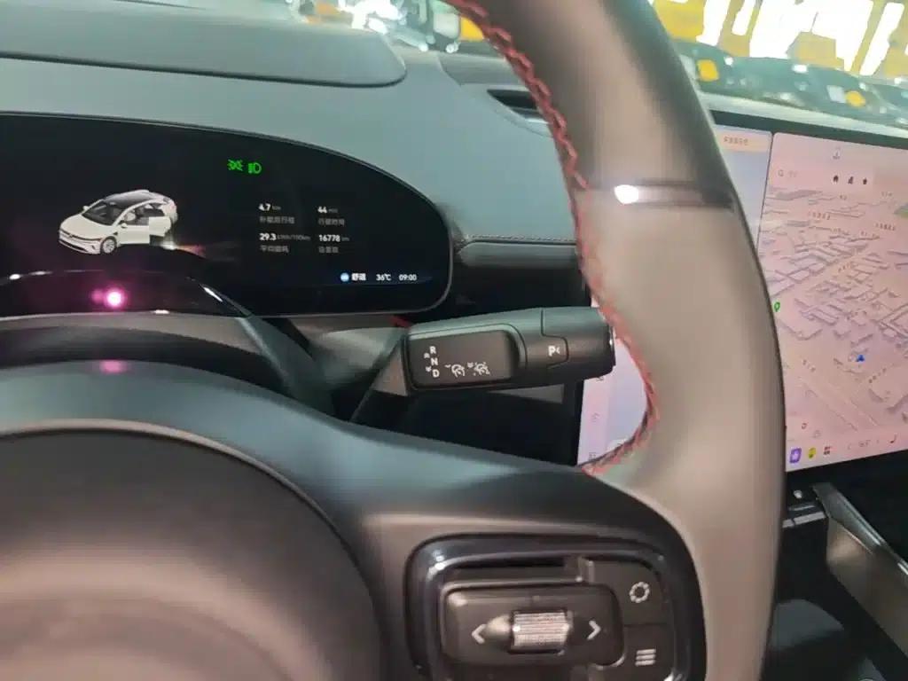 Jike 007GT 2025 Long Range Rear-Wheel Drive Intelligent Driving Edition 100kWh — миниатюра 14