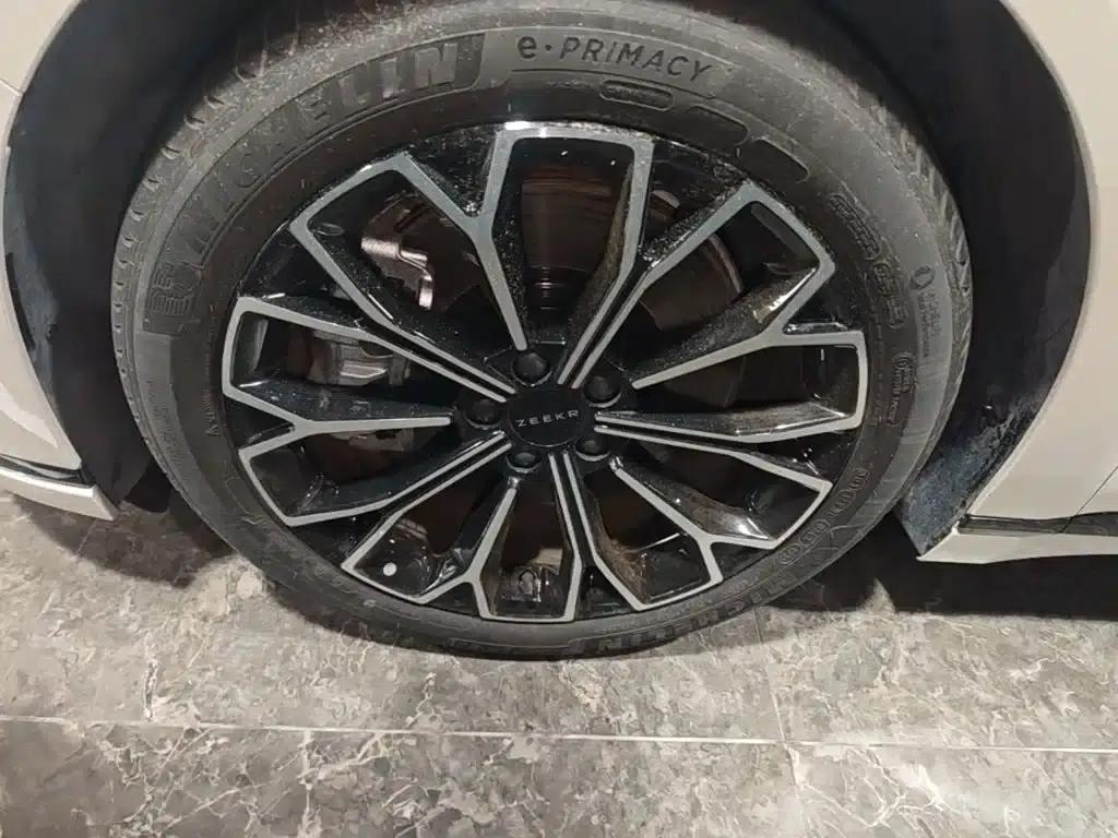 Jike 007GT 2025 Long Range Rear-Wheel Drive Intelligent Driving Edition 100kWh — миниатюра 23