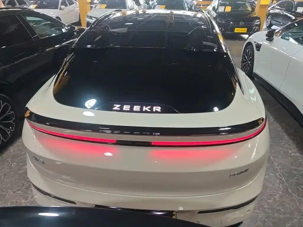 Jike 007GT 2025 Long Range Rear-Wheel Drive Intelligent Driving Edition 100kWh — миниатюра 6