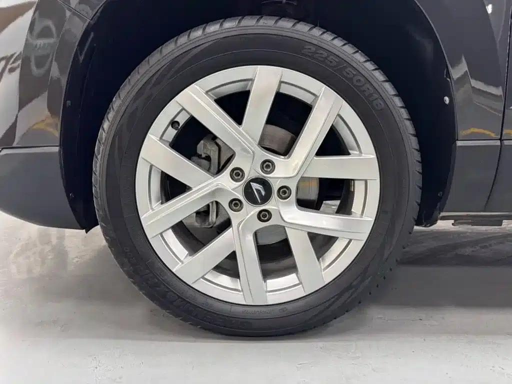 Jetta VS7 2023 280TSI Automatic Entry-Level Edition — миниатюра 19