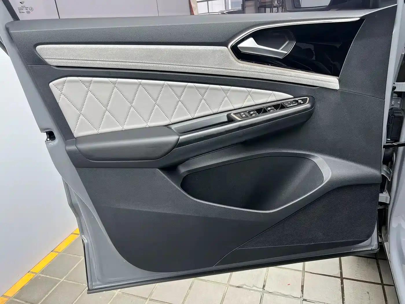 Jetta VS7 2023 280TSI Automatic High-Gloss Enjoy Edition — миниатюра 16