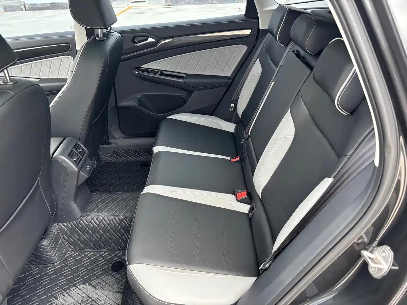 Jetta VS7 2023 280TSI Automatic High-Gloss Enjoy Edition — миниатюра 9