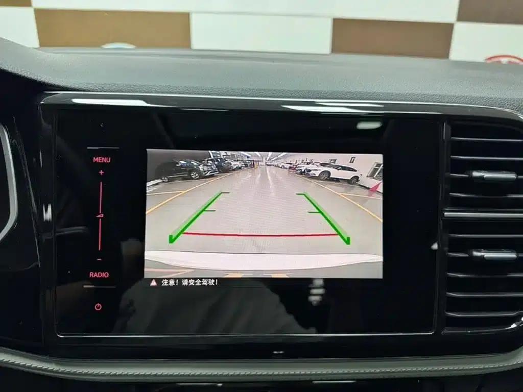 Jetta VS5 2022 280TSI Automatic Enjoyment Edition — миниатюра 12