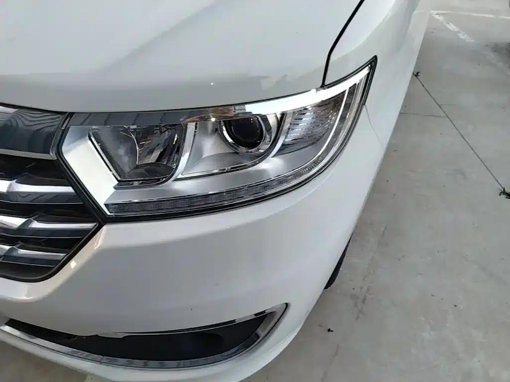 Refine M3 2023 PLUS 1.5T 9-seater Intelligent Connected Edition — миниатюра 24