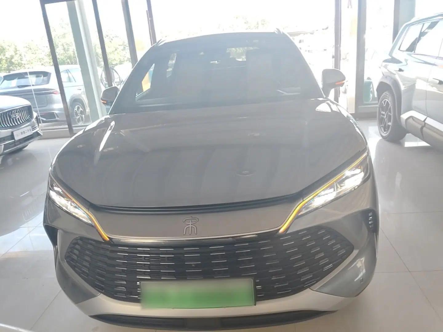 BYD Song L DM-i 2024 112 km Leading Edition — миниатюра 2