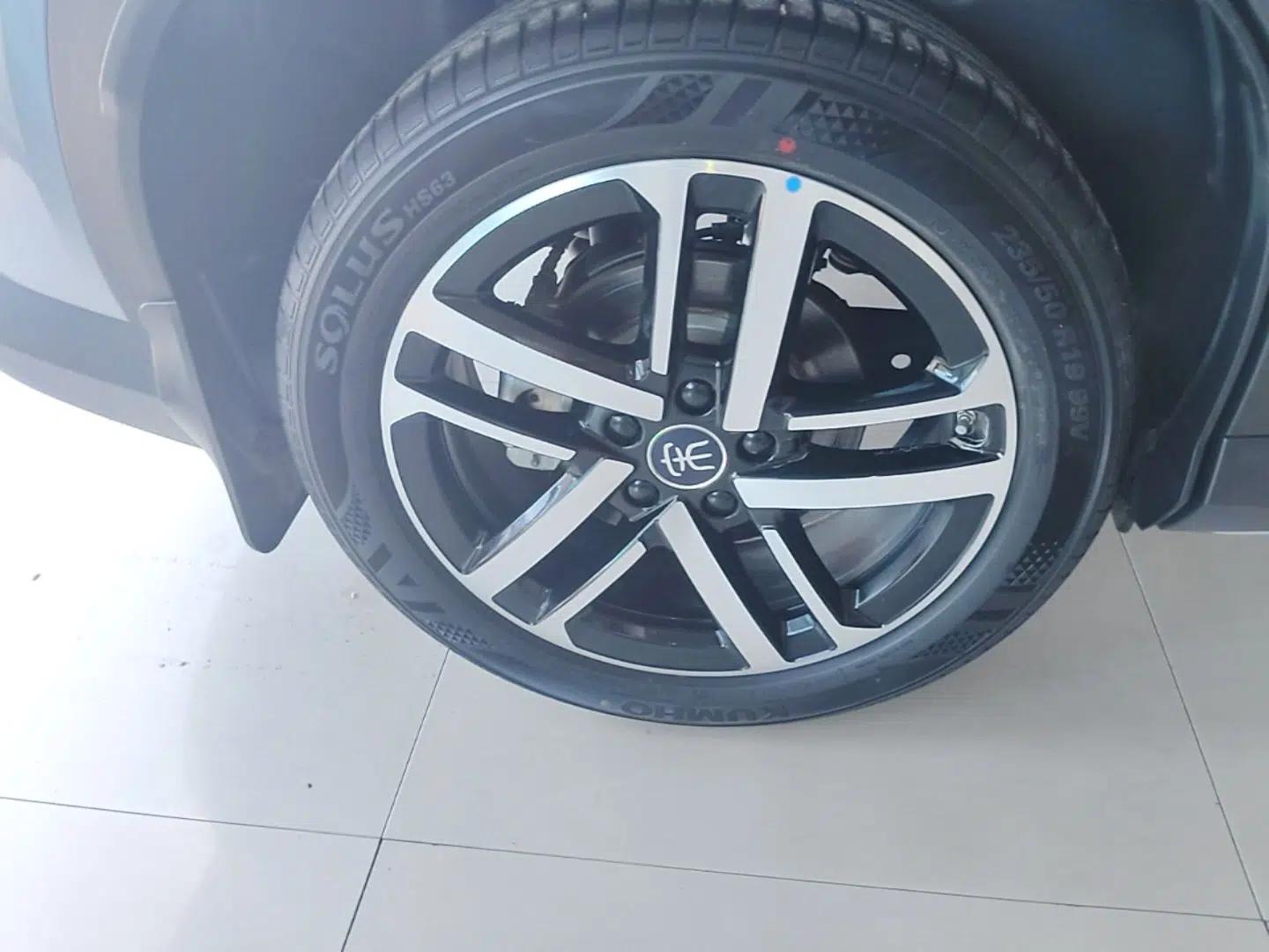 BYD Song L DM-i 2024 112 km Leading Edition — миниатюра 11