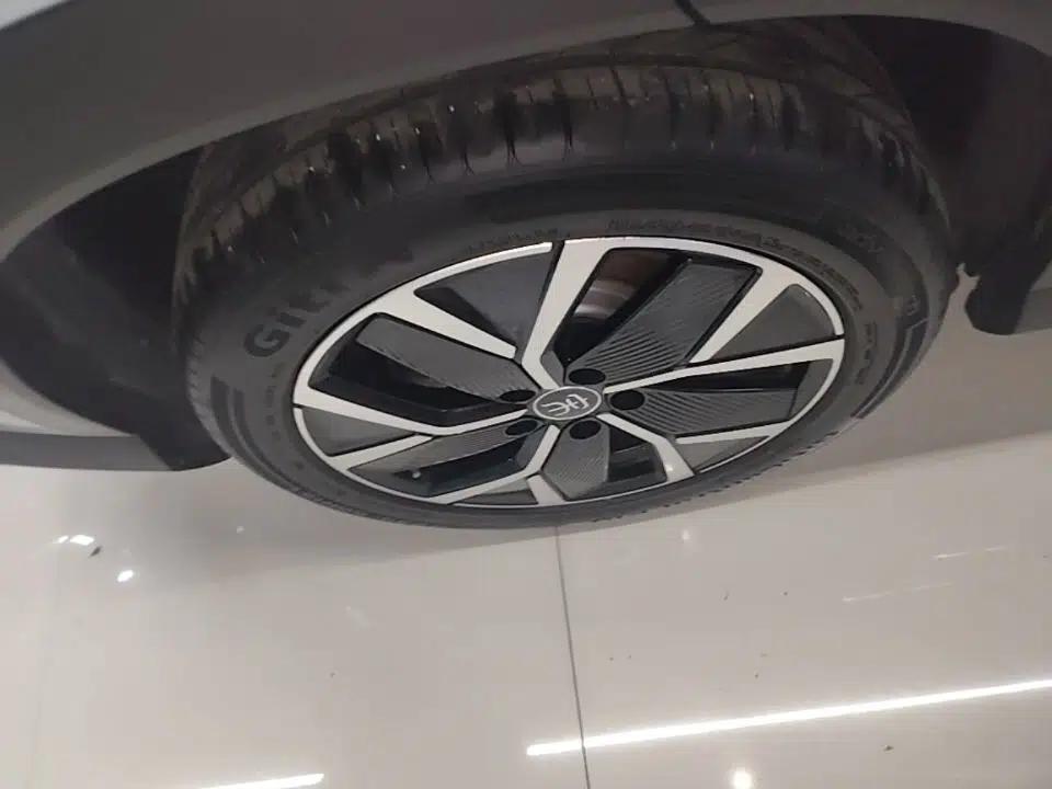 BYD Song L DM-i 2025 Intelligent Driving Version 160 km Beyond-Range Type — миниатюра 11