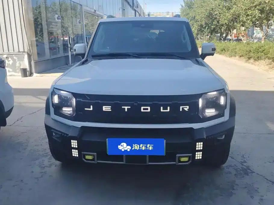 Jetour Traveler C-DM 2024 Model C-DM 206KM 4WD Mountain Edition — миниатюра 2