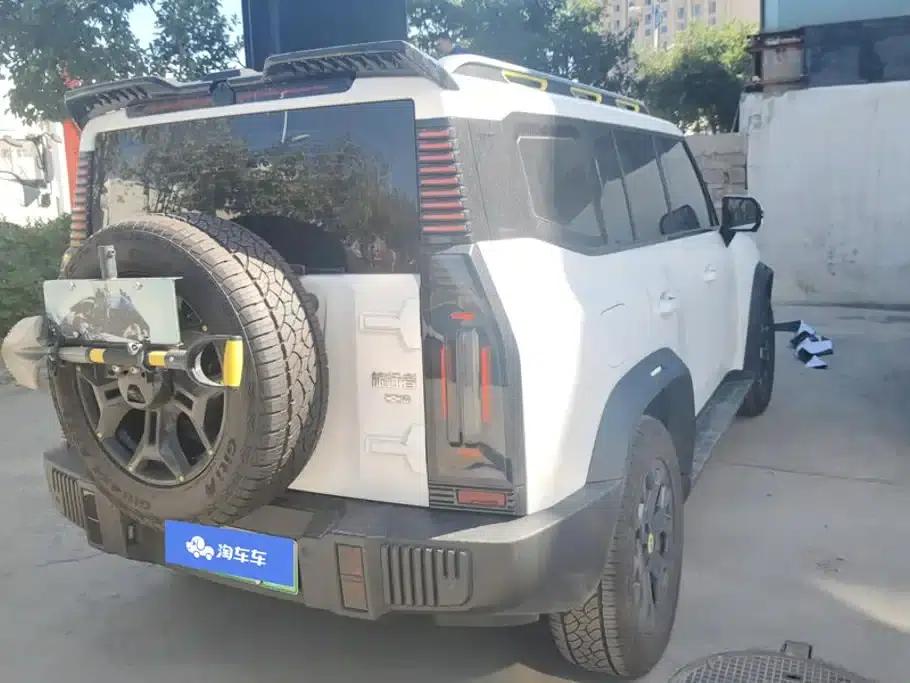Jetour Traveler C-DM 2024 Model C-DM 206KM 4WD Mountain Edition — миниатюра 3