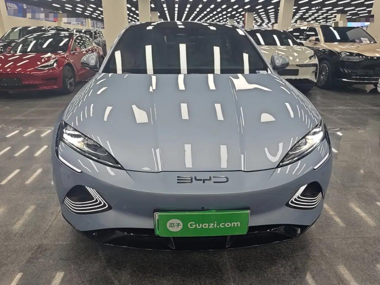 BYD Seal 2022 700 km Long-Range Rear-Wheel-Drive Version — миниатюра 2
