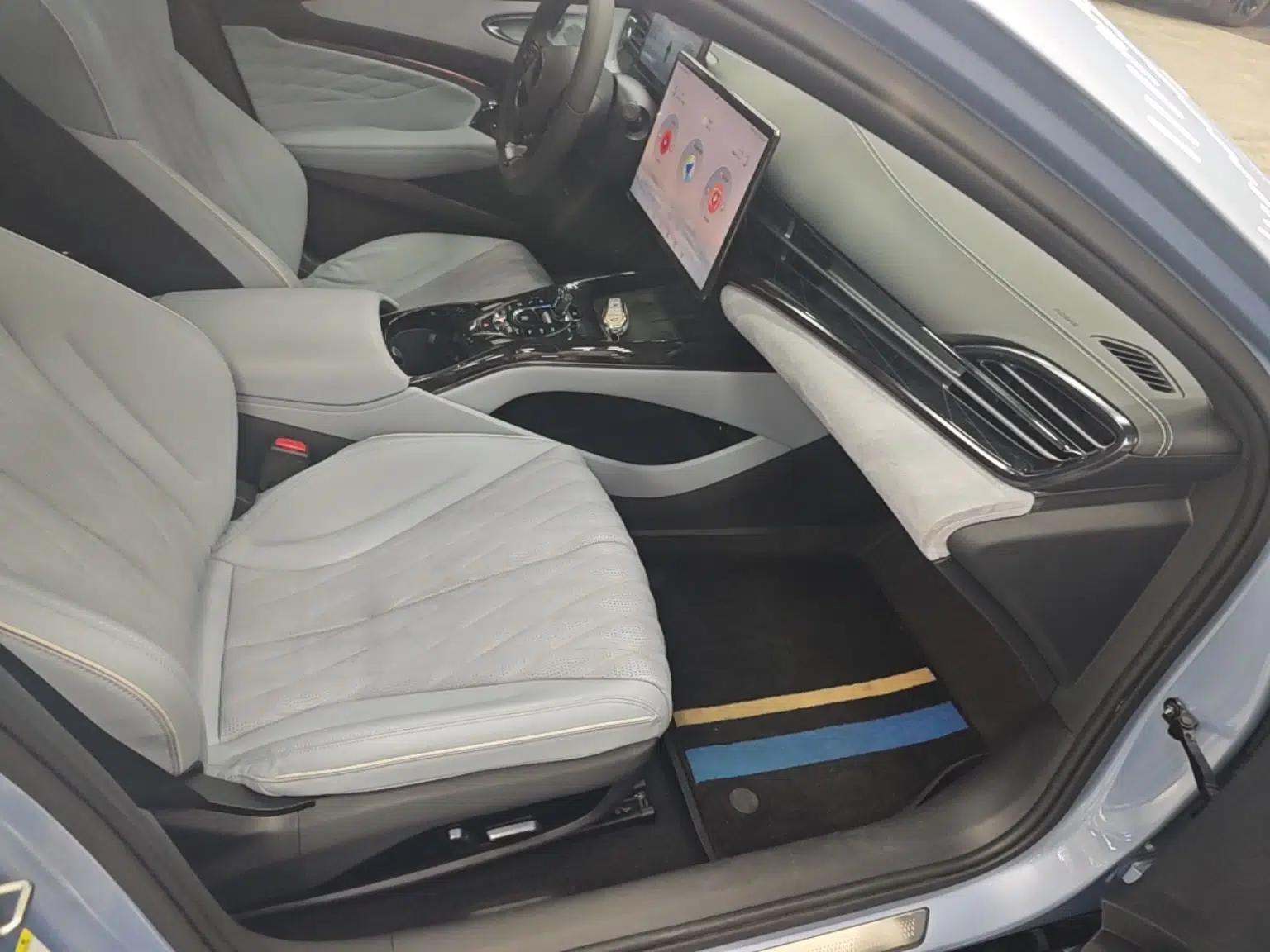 BYD Seal 2022 700 km Long-Range Rear-Wheel-Drive Version — миниатюра 19
