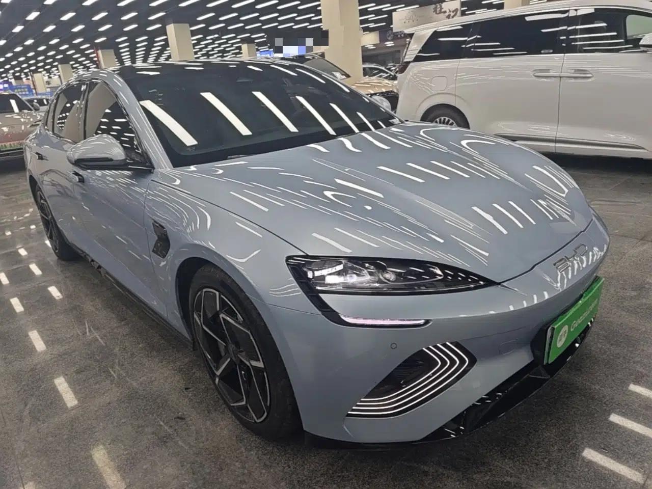BYD Seal 2022 700 km Long-Range Rear-Wheel-Drive Version — миниатюра 3