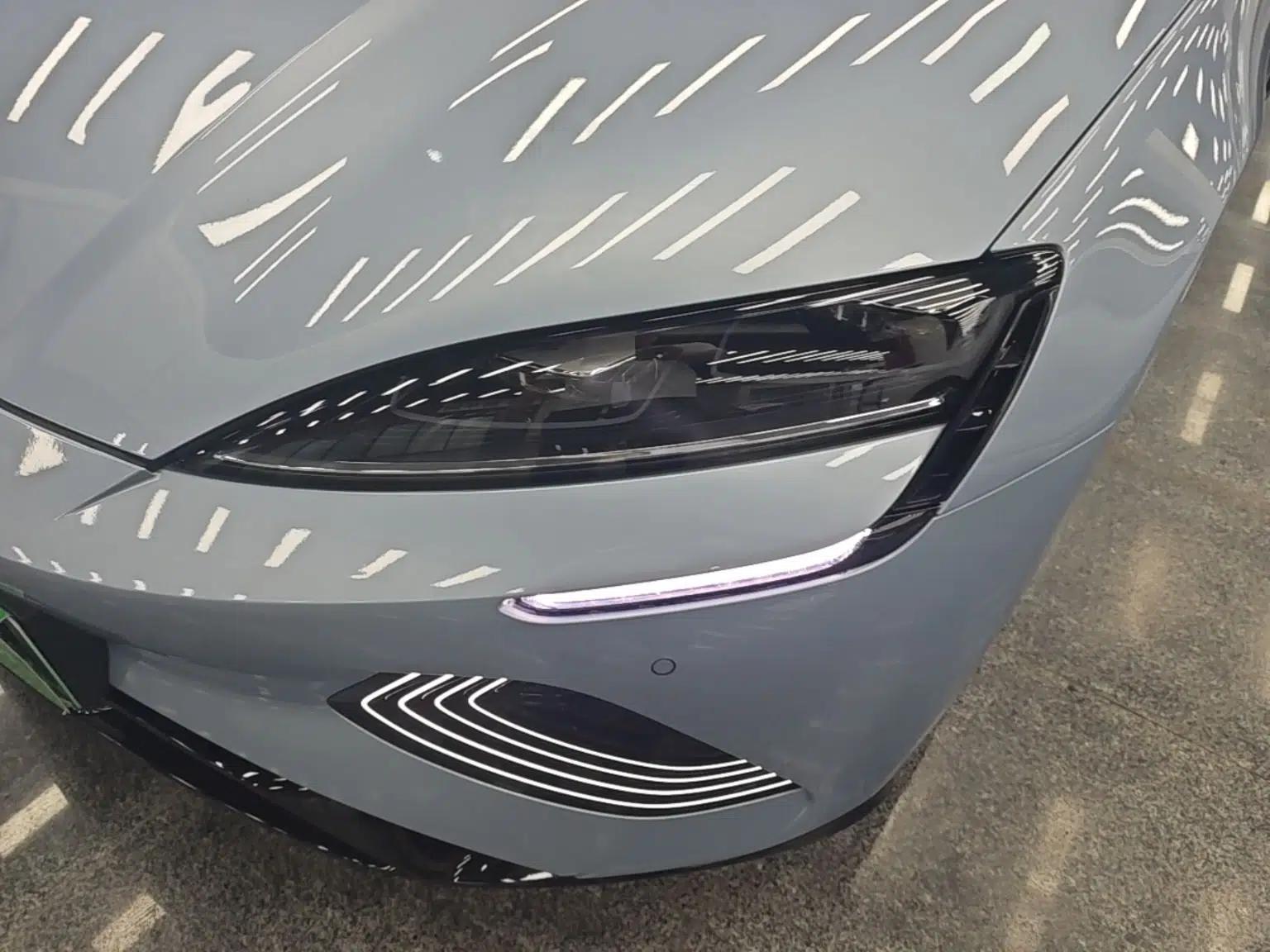 BYD Seal 2022 700 km Long-Range Rear-Wheel-Drive Version — миниатюра 8