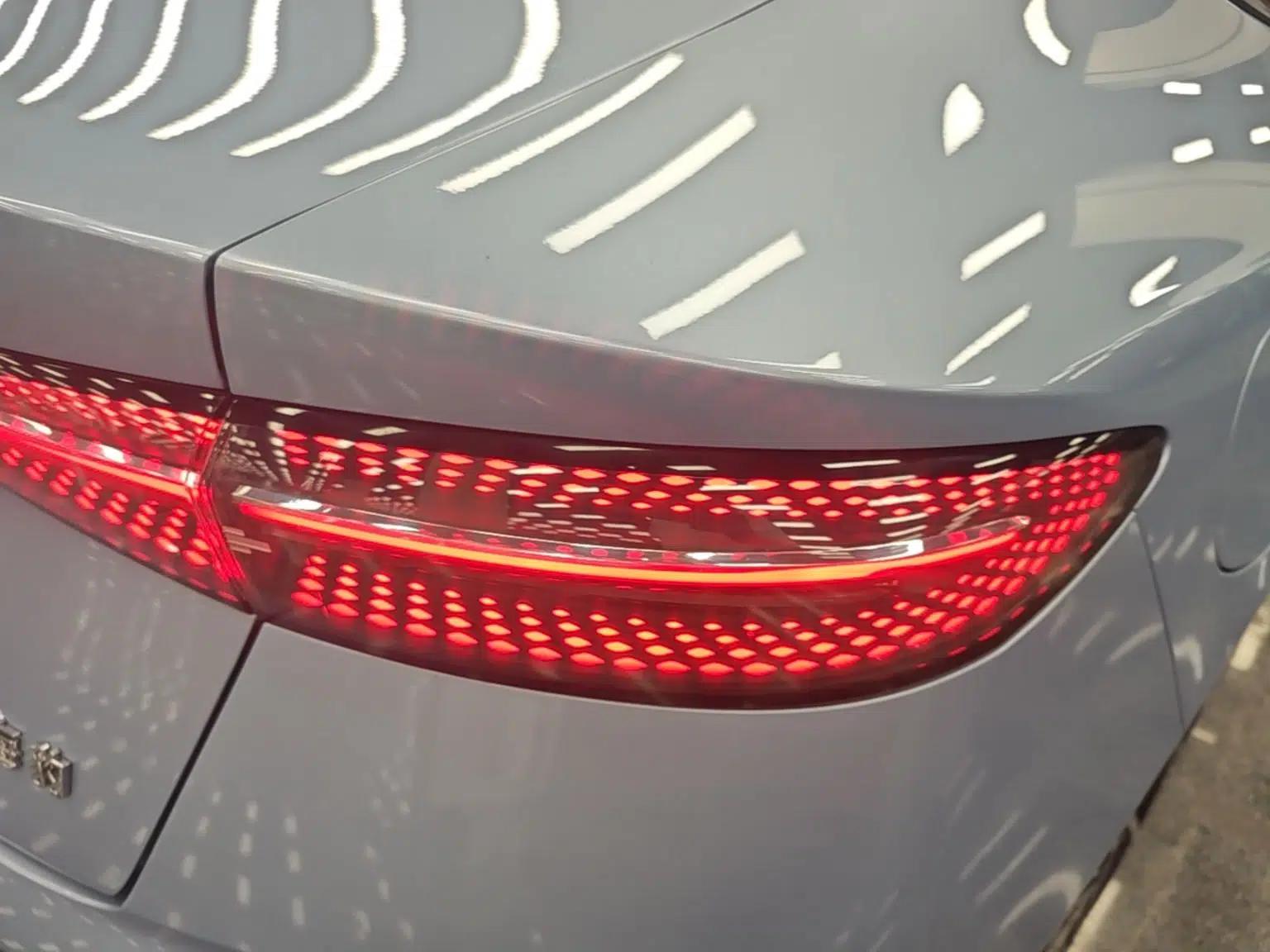 BYD Seal 2022 700 km Long-Range Rear-Wheel-Drive Version — миниатюра 9