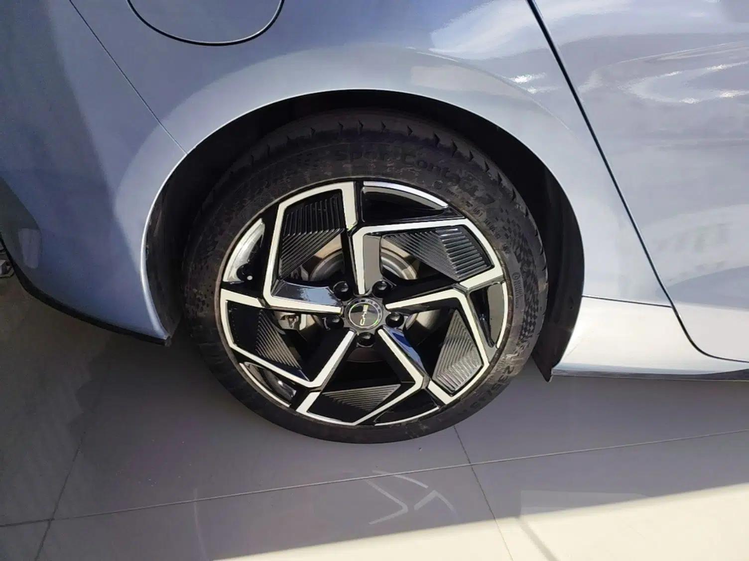 BYD Seal 2023 Champion Edition 700km Performance Version — миниатюра 11