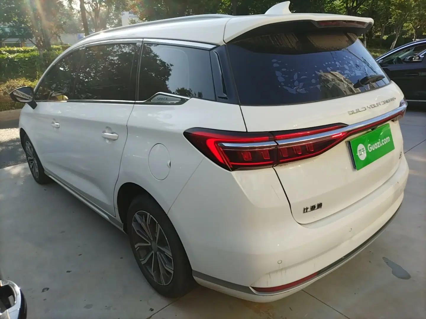 BYD Song MAX 2021 Upgraded Model 1.5T Automatic Luxury 6-Seater — миниатюра 4