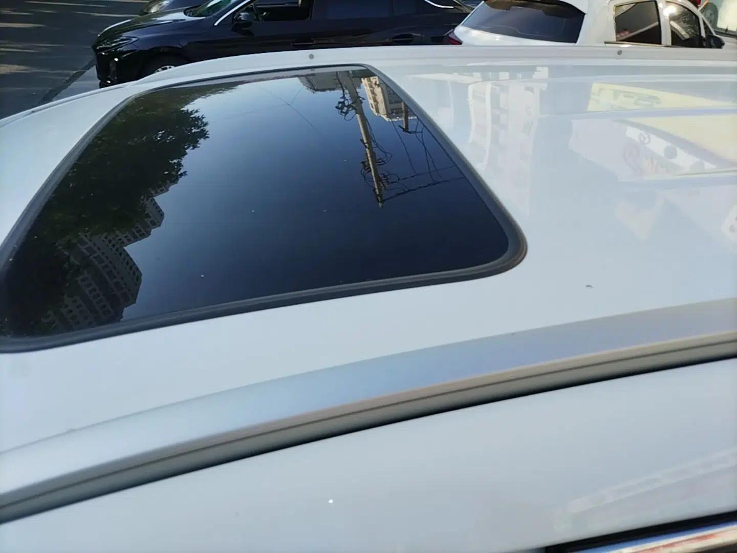 BYD Song MAX 2021 Upgraded Model 1.5T Automatic Luxury 6-Seater — миниатюра 7