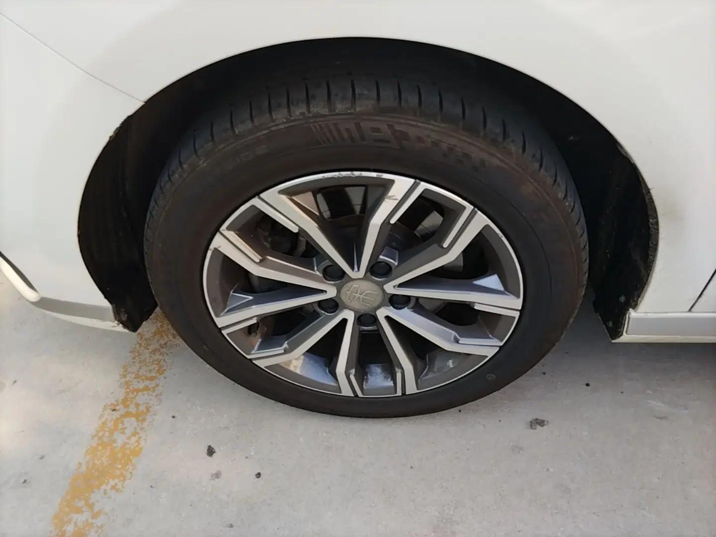 BYD Song MAX 2021 Upgraded Model 1.5T Automatic Luxury 6-Seater — миниатюра 10