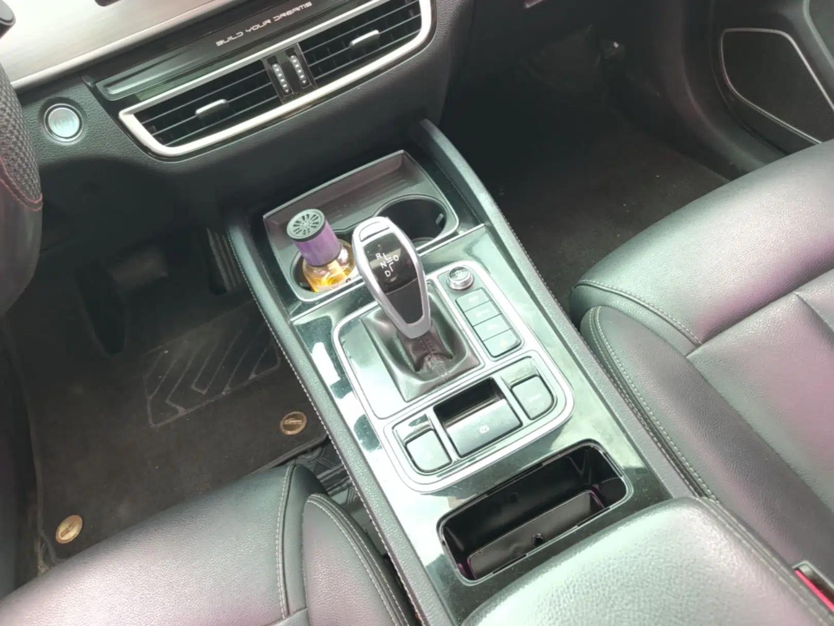 BYD Song MAX 2021 Upgraded Model 1.5T Automatic Luxury 6-Seater — миниатюра 16
