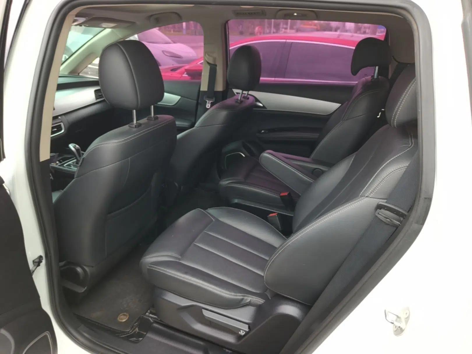 BYD Song MAX 2021 Upgraded Model 1.5T Automatic Luxury 6-Seater — миниатюра 20