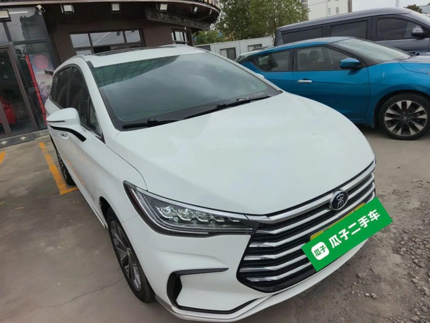 BYD Song MAX 2021 Upgraded Model 1.5T Automatic Luxury 6-Seater — миниатюра 3