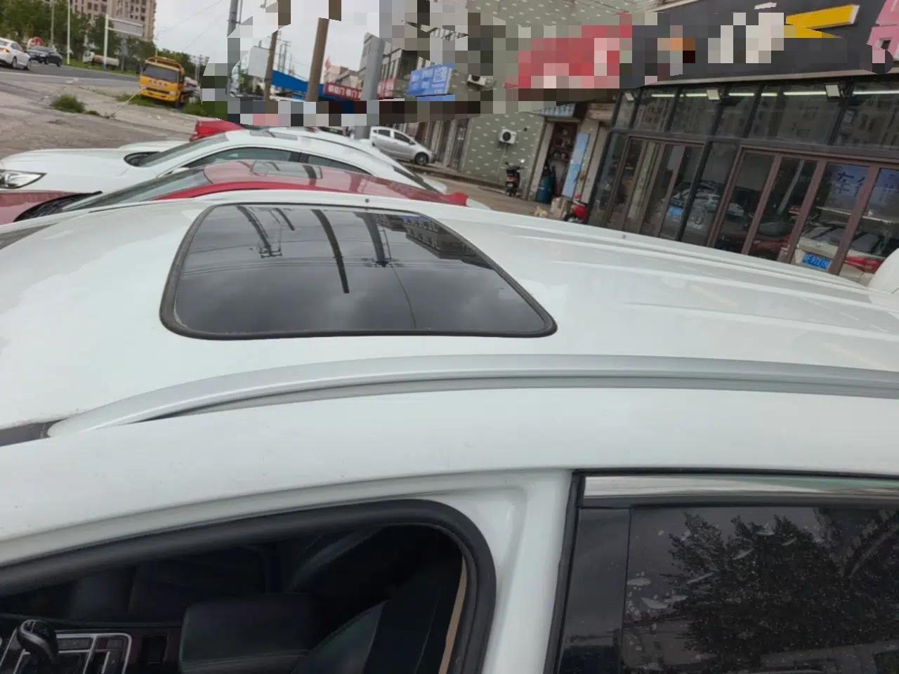BYD Song MAX 2021 Upgraded Model 1.5T Automatic Luxury 6-Seater — миниатюра 7