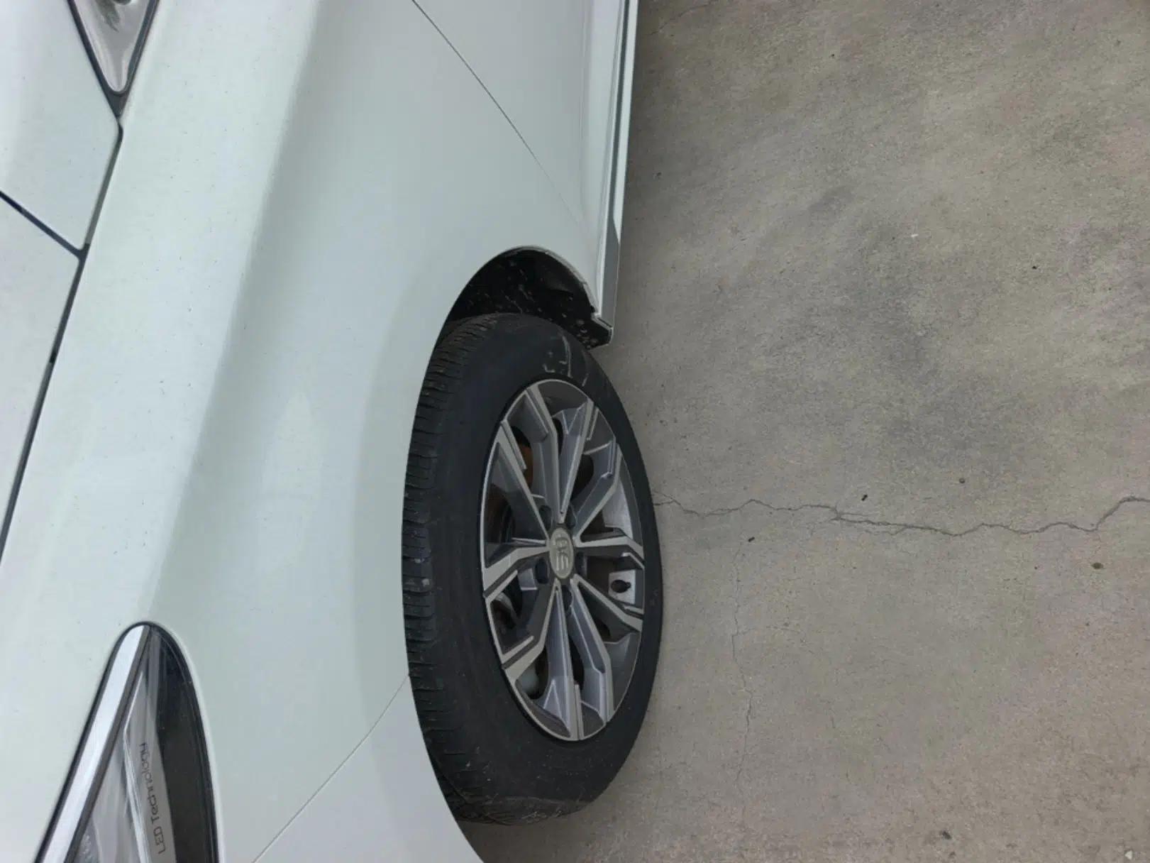 BYD Song MAX 2021 Upgraded Model 1.5T Automatic Luxury 6-Seater — миниатюра 10