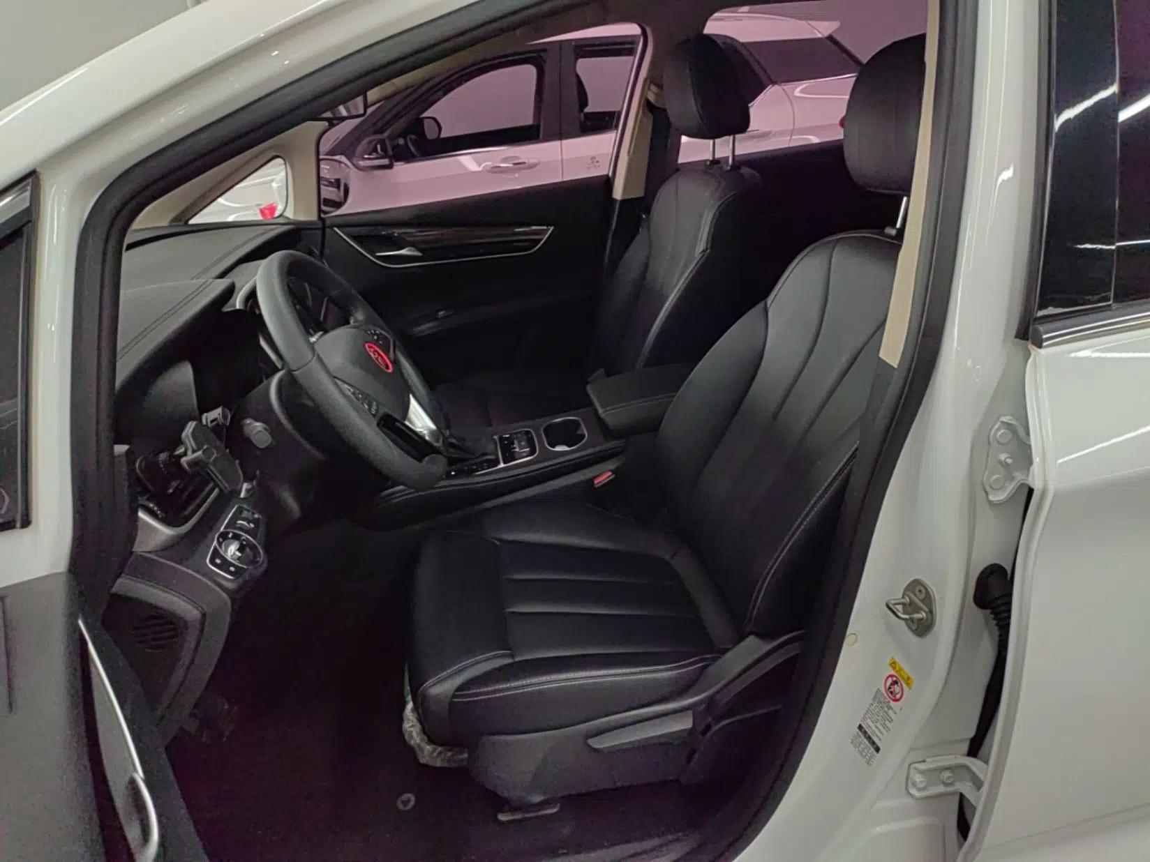 BYD Song MAX 2017 1.5T Automatic Smart Connect Luxury 7-Seater — миниатюра 17