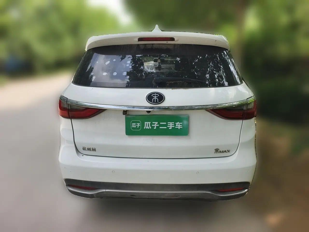 BYD Song MAX 2018 1.5T Automatic Smart Connect Elite Model with 6 Seats — миниатюра 5