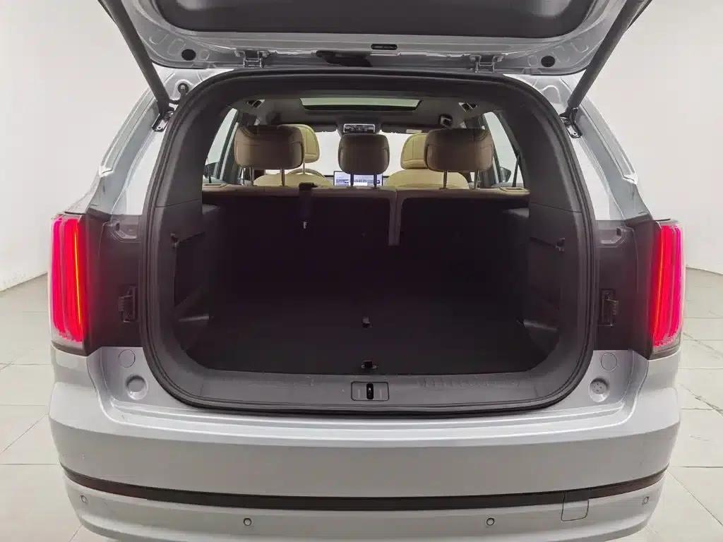 Jetour Mountain & Sea L7 PLUS 2026 Model 121km Comfort Edition 5-Seater — миниатюра 16