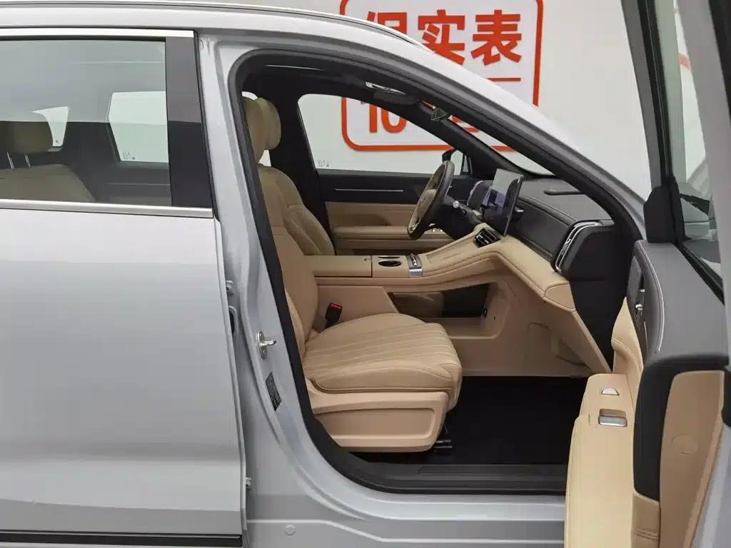 Jetour Mountain & Sea L7 PLUS 2026 Model 121km Comfort Edition 5-Seater — миниатюра 23