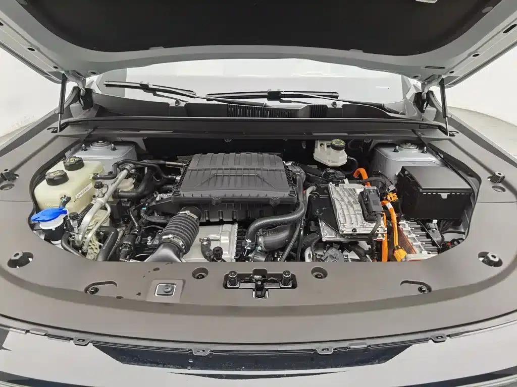 Jetour Mountain & Sea L7 PLUS 2026 Model 121km Comfort Edition 5-Seater — миниатюра 6