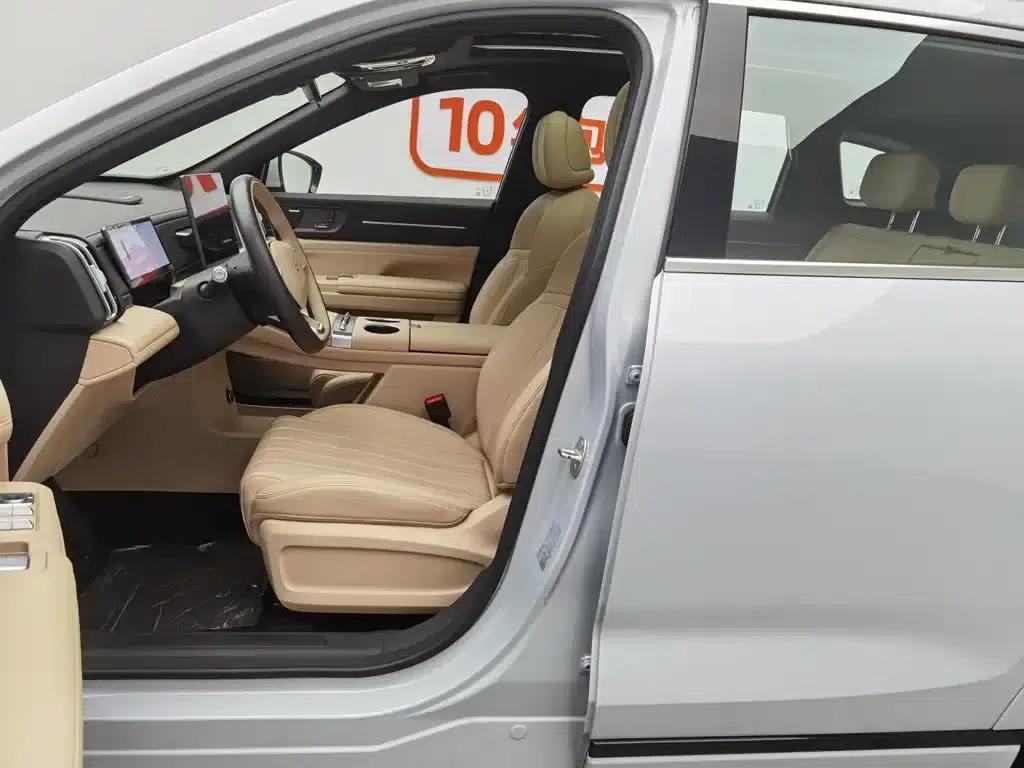 Jetour Mountain & Sea L7 PLUS 2026 Model 121km Comfort Edition 5-Seater — миниатюра 10