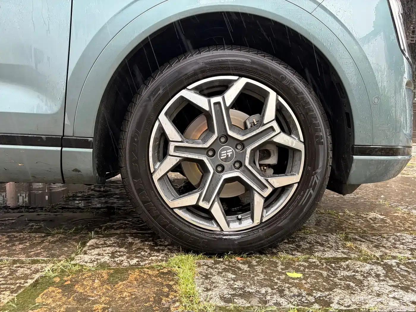 Jetour Mountain & Sea L7 PLUS 2026 Model 220km Flagship Edition 7-Seater — миниатюра 14