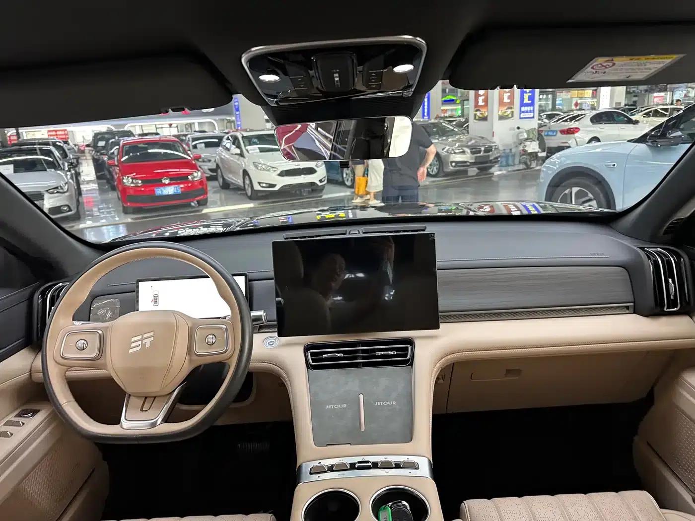 Jetour Mountain & Sea L7 PLUS 2026 Model 121km Comfort Edition 5-Seater — миниатюра 13