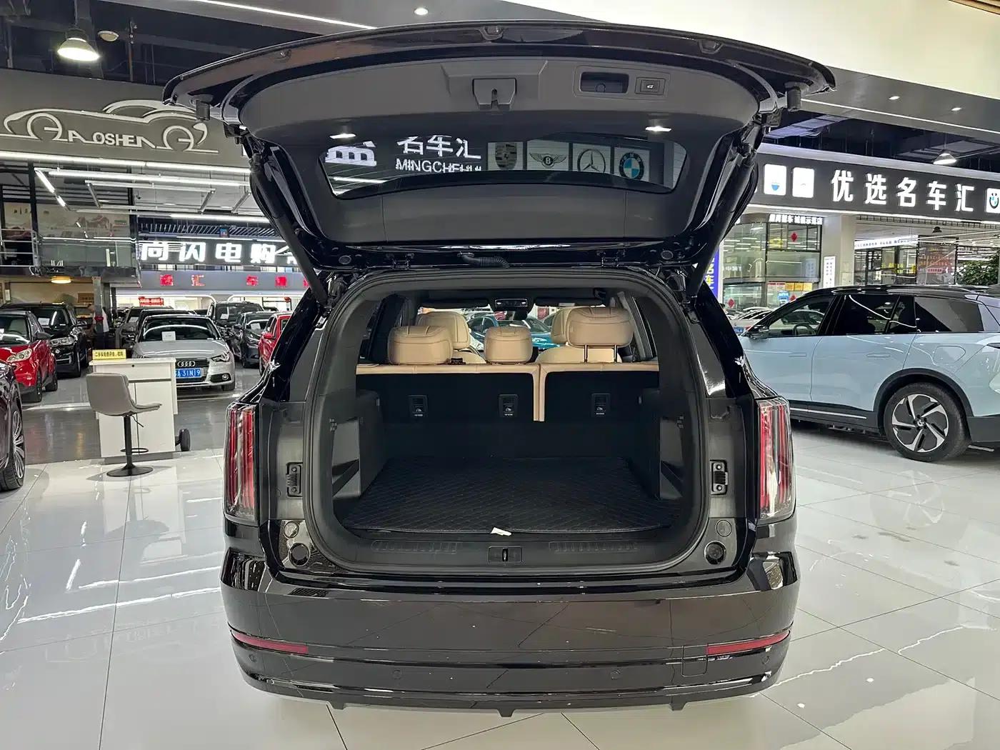 Jetour Mountain & Sea L7 PLUS 2026 Model 121km Comfort Edition 5-Seater — миниатюра 17