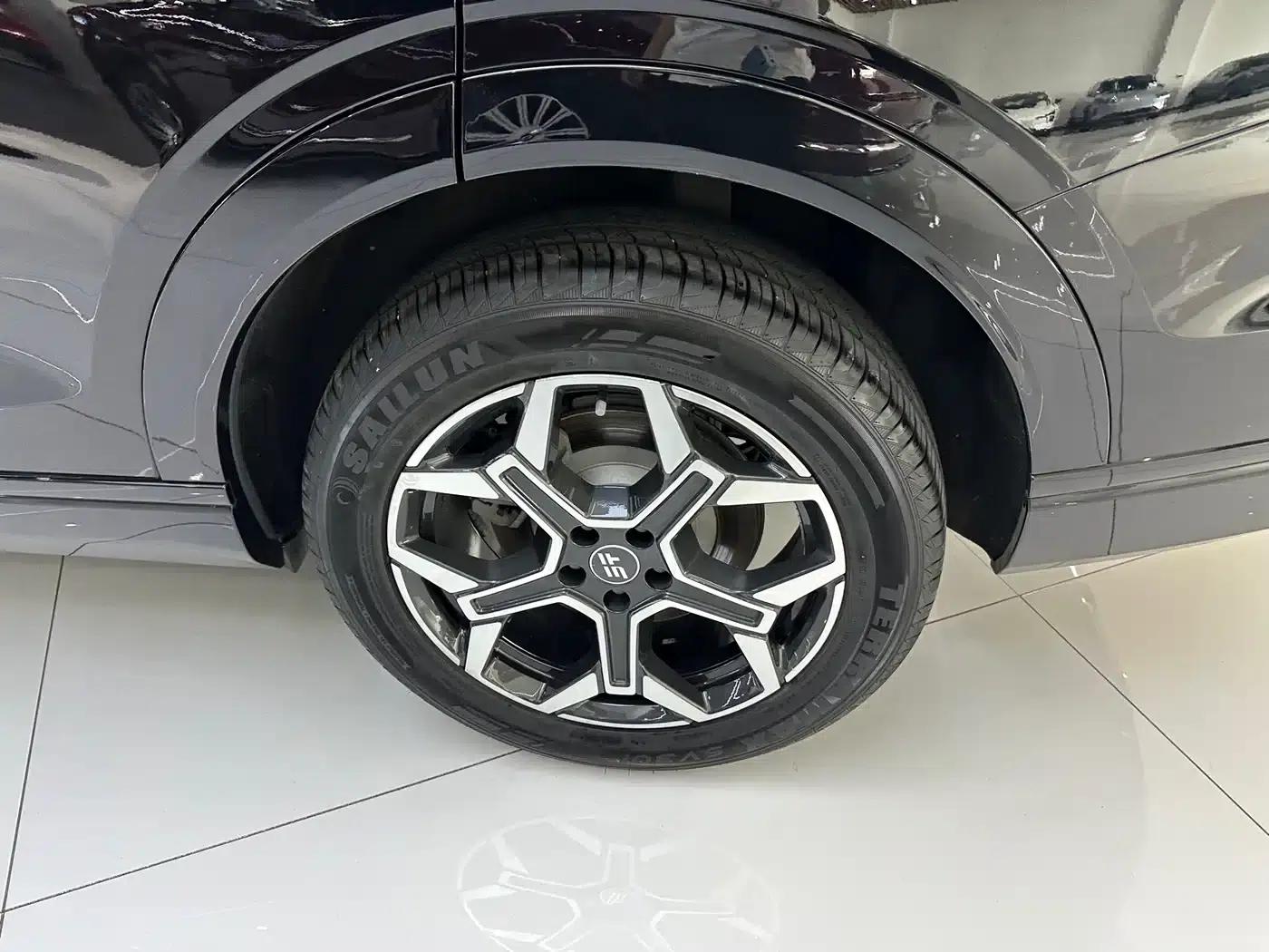 Jetour Mountain & Sea L7 PLUS 2026 Model 121km Comfort Edition 5-Seater — миниатюра 19
