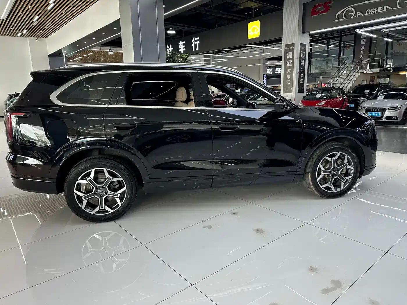Jetour Mountain & Sea L7 PLUS 2026 Model 121km Comfort Edition 5-Seater — миниатюра 22
