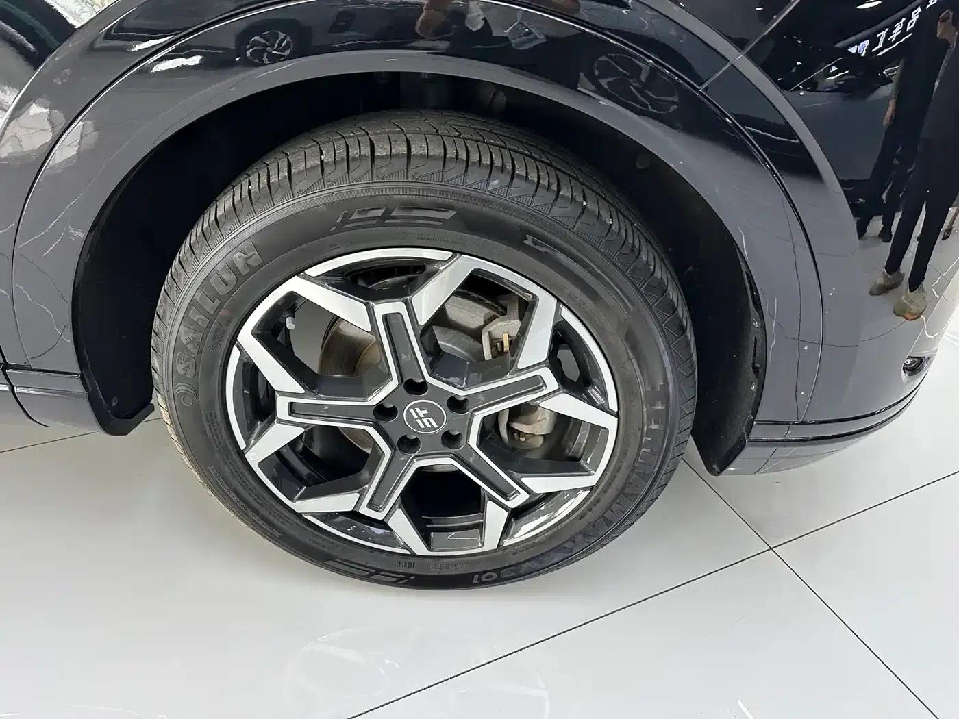 Jetour Mountain & Sea L7 PLUS 2026 Model 121km Comfort Edition 5-Seater — миниатюра 24