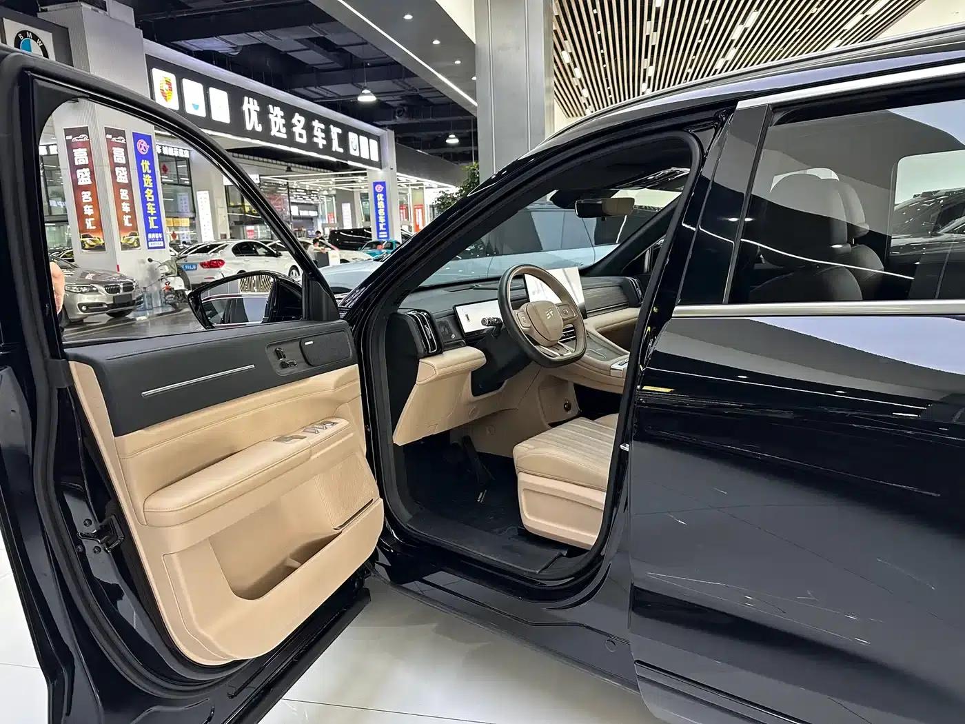 Jetour Mountain & Sea L7 PLUS 2026 Model 121km Comfort Edition 5-Seater — миниатюра 6