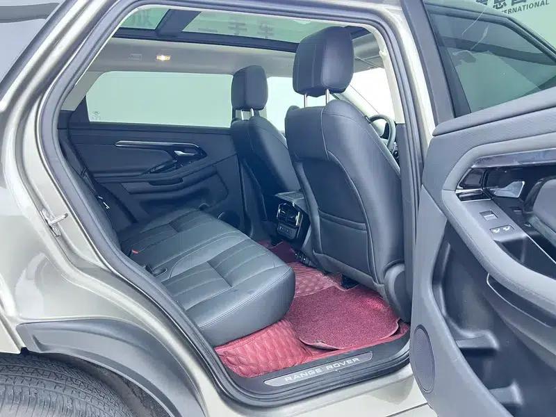 Range Rover Evoque 2021 Model: Evoque L 249PS R-Dynamic First Edition — миниатюра 24
