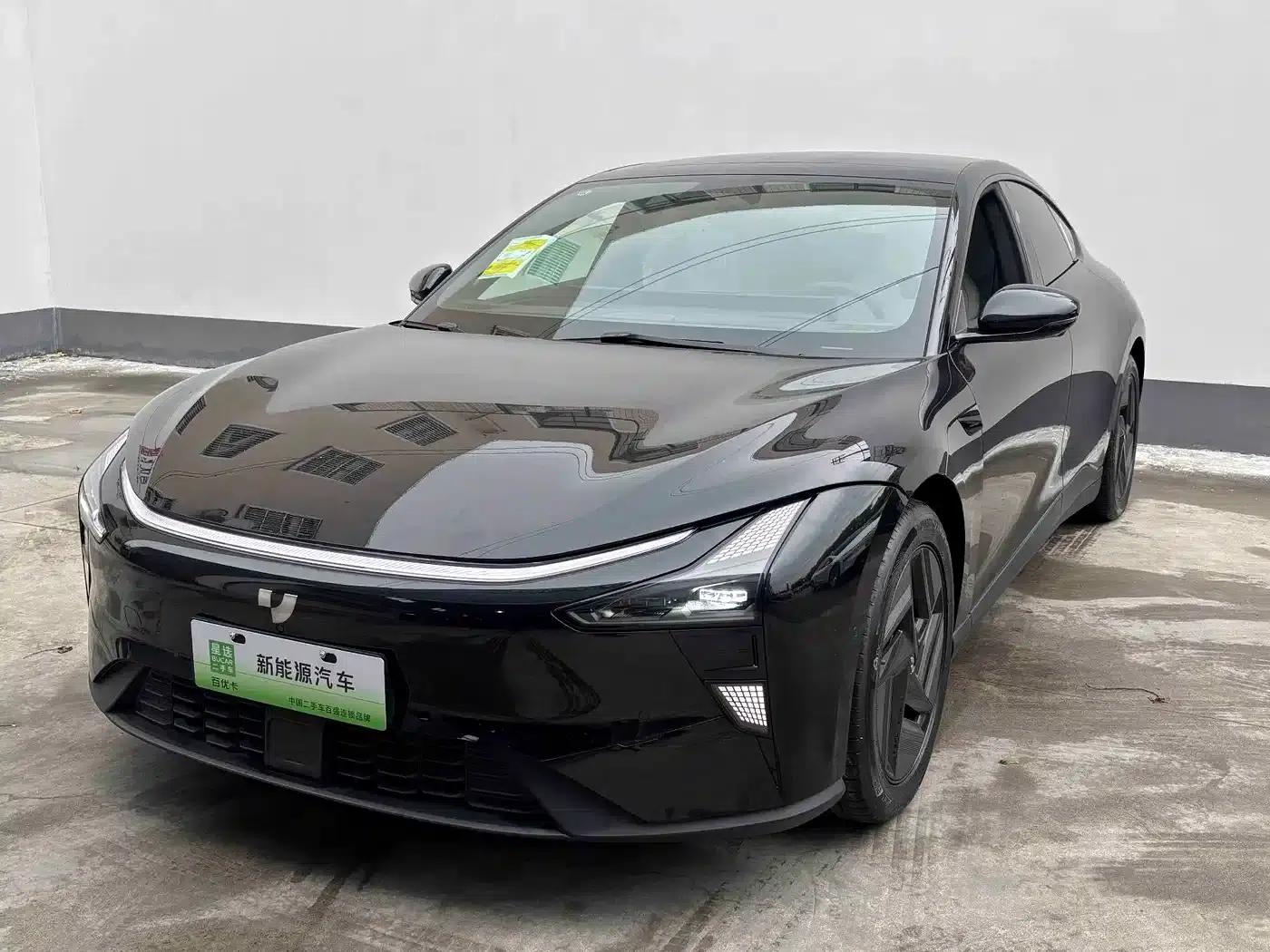 2024 Geely X7 Standard Edition — миниатюра 1
