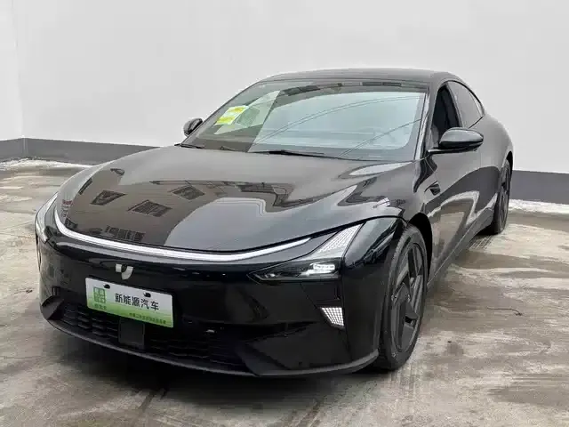 2024 Geely X7 Standard Edition