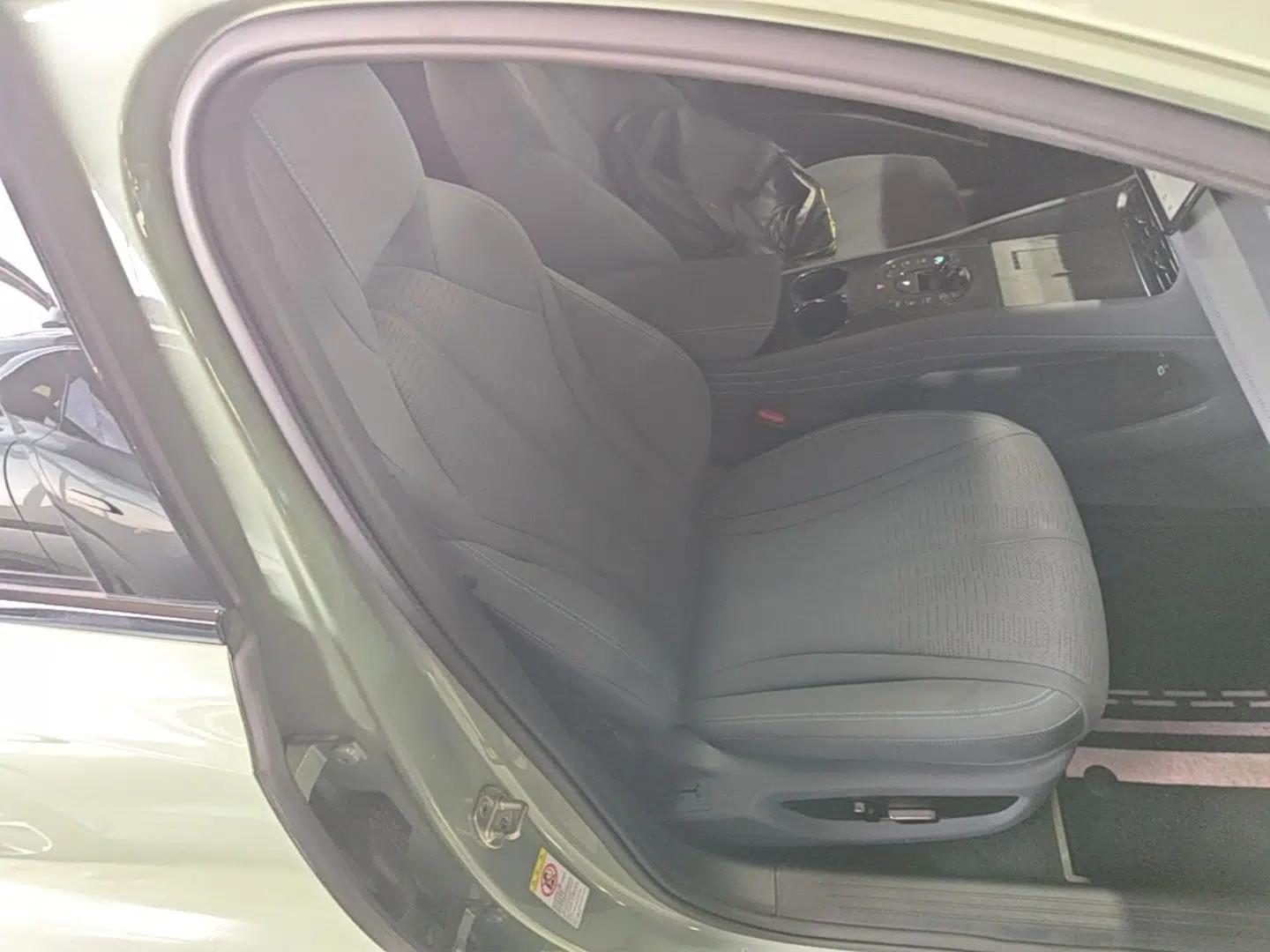 BYD Seal 06GT 2025 Intelligent Driving Version 605 Heatwave Edition — миниатюра 19