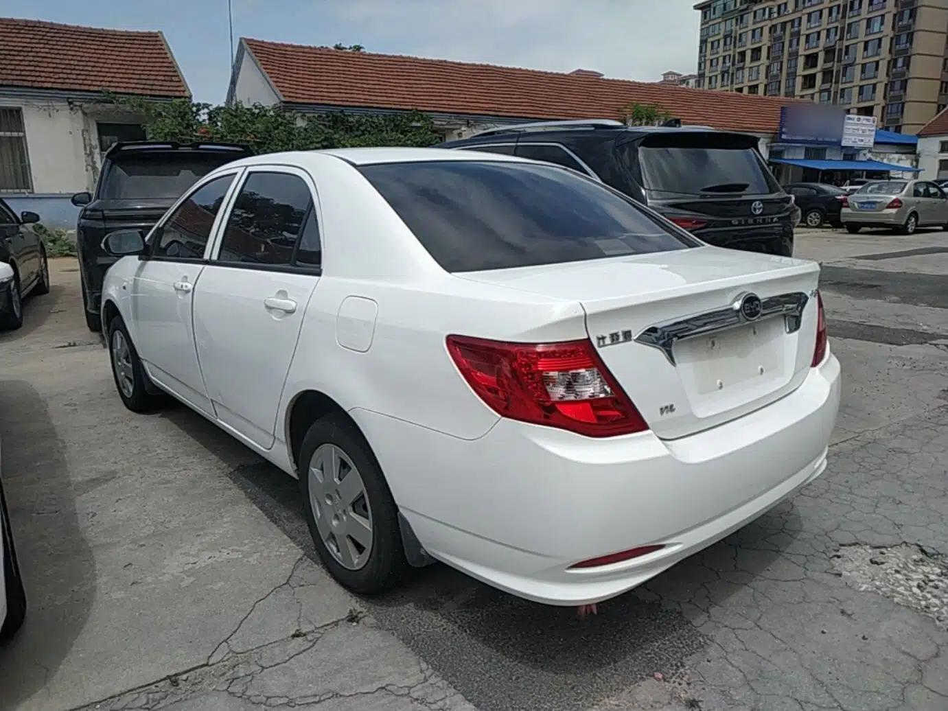 BYD F3 2018 1.5L Manual Fashion Model — миниатюра 4