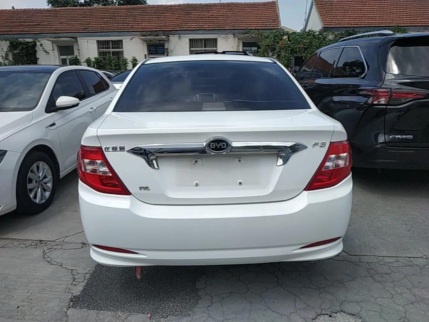BYD F3 2018 1.5L Manual Fashion Model — миниатюра 5
