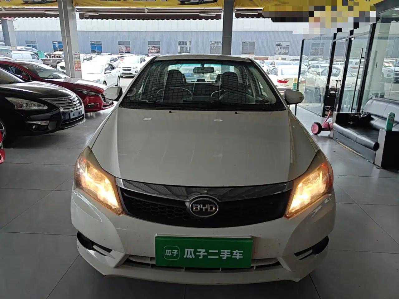 BYD F3 2015 Energy-Saving Edition 1.5L Manual Luxury Model — миниатюра 2